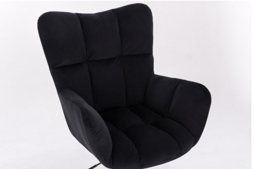 czarne fotele do salonu imitujące poduszkę, która otula cię z każdej strony. Tanie fotele PEDRO wypełnią miejsce w Twoim salonie. 